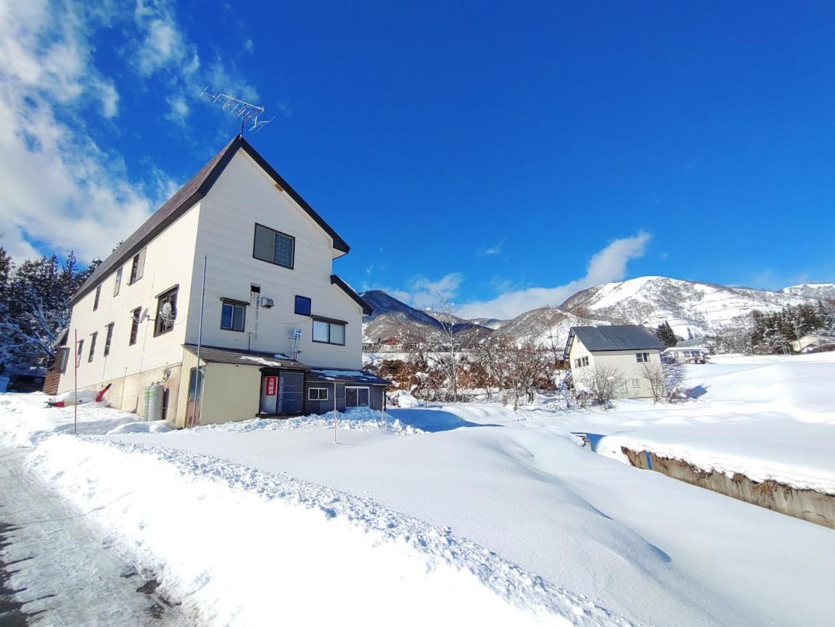 Hakuba Norikura Wakaguri Guesthouse Otari Esterno foto